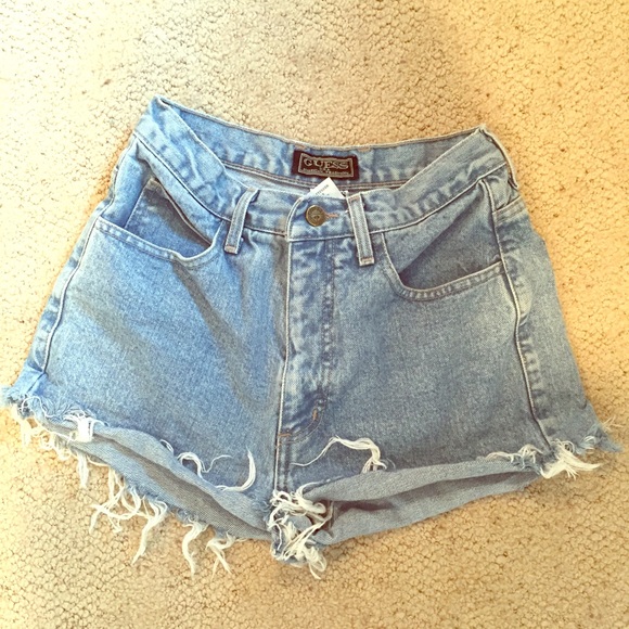 GUESS HIGH WAISTED SHORTS
