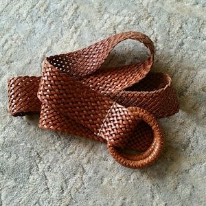 🎉HOST PICK🎉 J. Crew brown belt