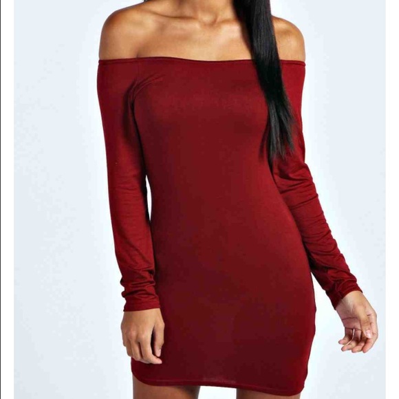 Off the shoulder red Bodycon dress