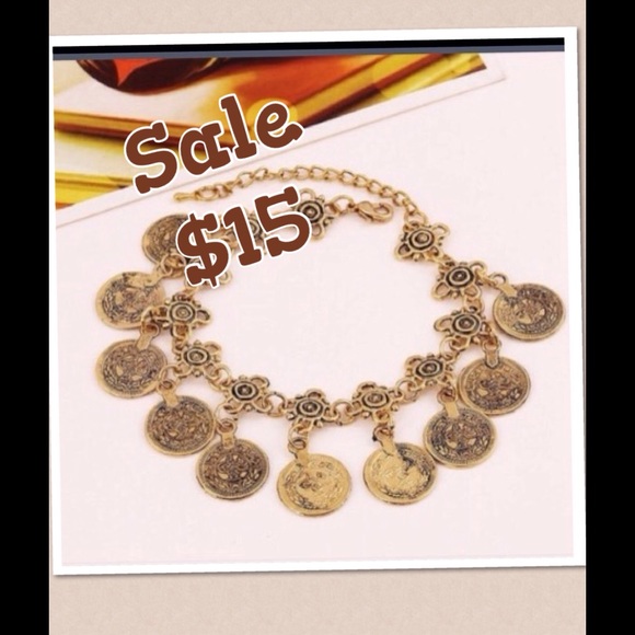 Jewelry - 🎀 SALE - Pretty Gold Toned  Anklet/Bracelet