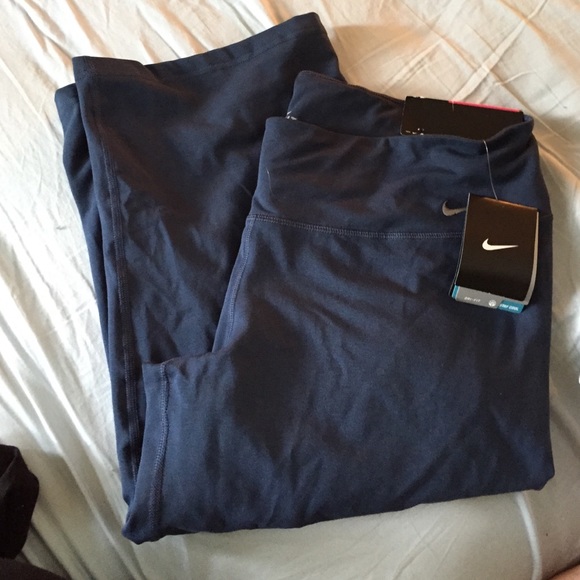 Nike cropped blue workout pants