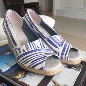 TOMS Wedges