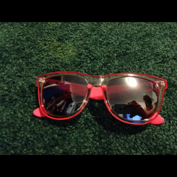Sunglasses - Picture 2 of 2