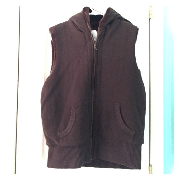 Casual fur vest with hood