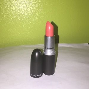 MacLipstick- Cremesheen Crosswires
