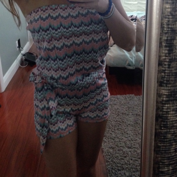 romper - Picture 2 of 2