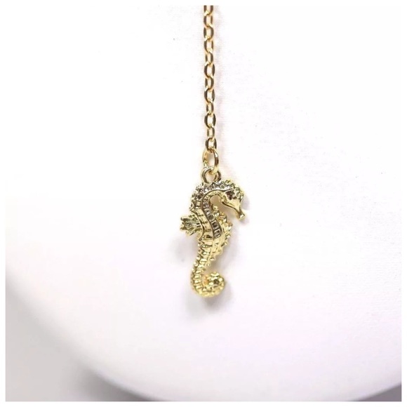 🎁 Long Seahorse Necklace - Picture 3 of 4