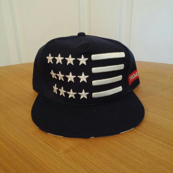New snap back hat usa flag navy color