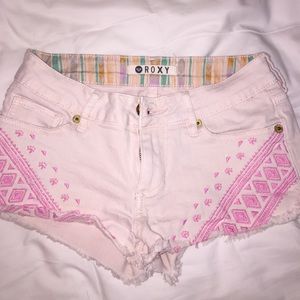 Light pink Jean shorts with tribal design