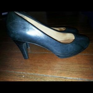 Clarks black pump