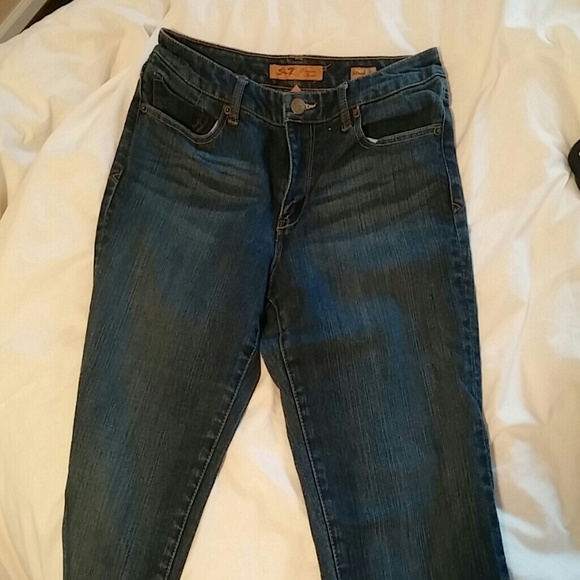 Straight leg, dark jeans