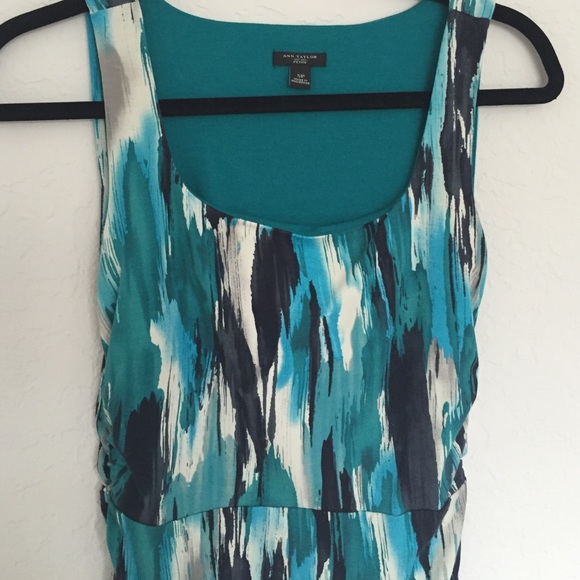 HOT bodycon dress! (Wish it fit me)