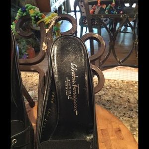 Pristine SALVATORE FERRAGAMO SHOES