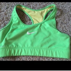 Sports bra