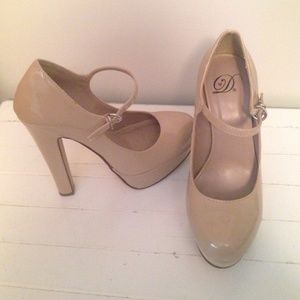 Cream colored high heals