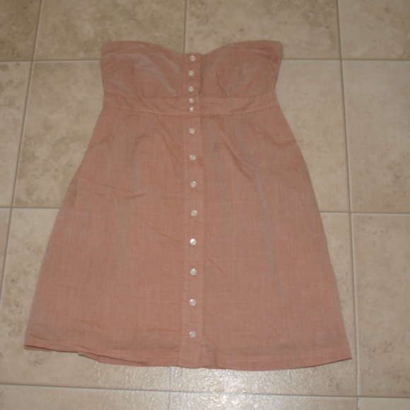 J. Crew Dresses & Skirts - $5 J. Crew Peach colored sleeveless dress