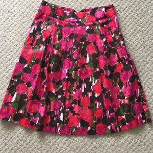 Bold floral skirt!