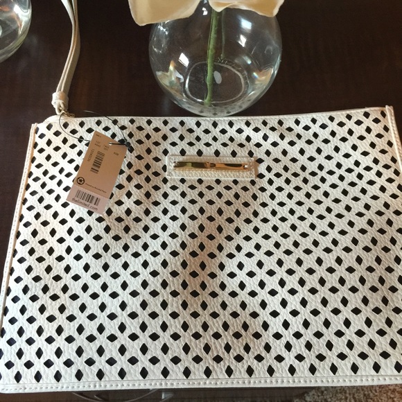 Black and White Envelope clutch by the Limited