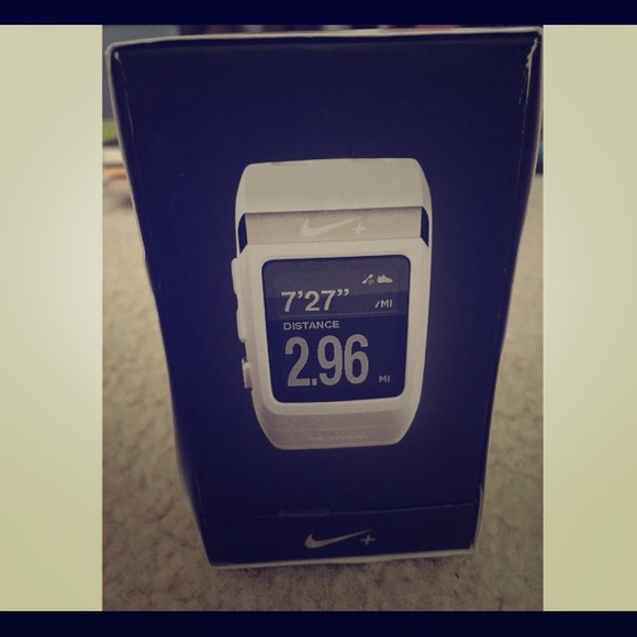 Nike Sportwatch With GPS - Picture 1 of 3