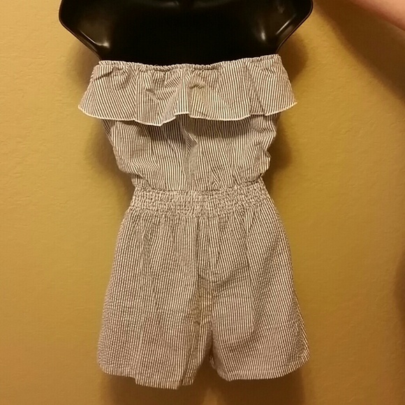 Romper - Picture 2 of 3