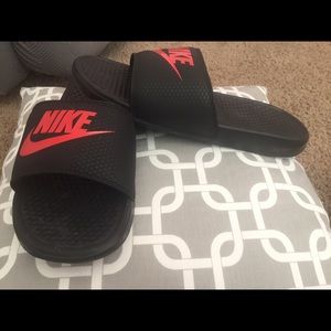 Mens Nike Sandals bundle
