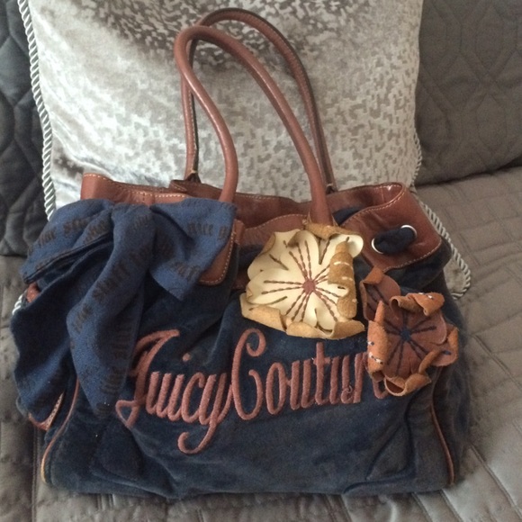 Dark blue juicy couture handbag!