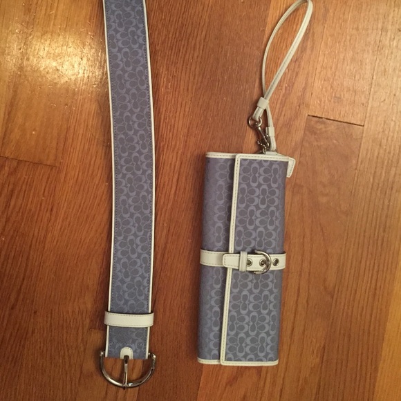 Coach Handbags - Coach blue and white matching belt with wristlet