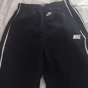 Children's Nike windbreaker pants