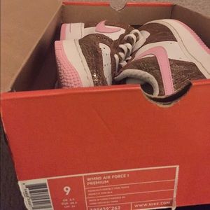 Woman's Air Force 1s