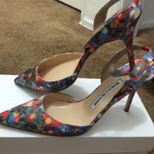 Pre owned, worn once only