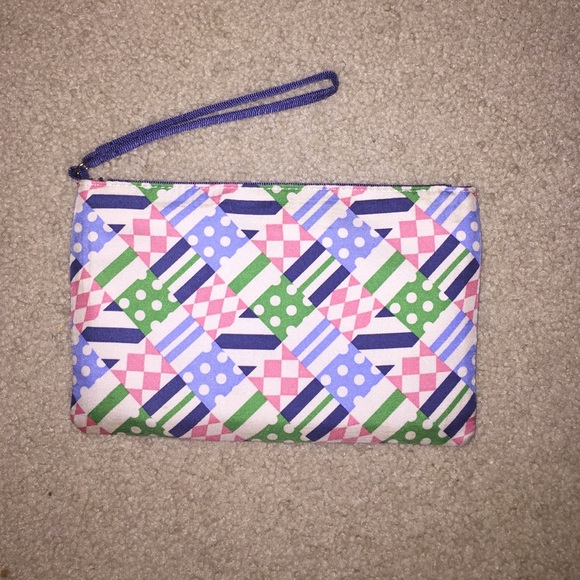 Vineyard Vines clutch