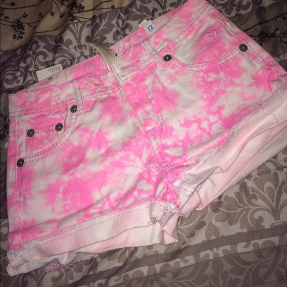 Pink tye-dye shorts
