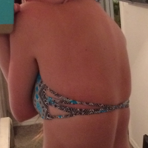 $60 🅿️🅿️ acacia Thai Barcelona top size P - Picture 3 of 3