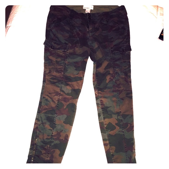 Old Navy Camo Pants
