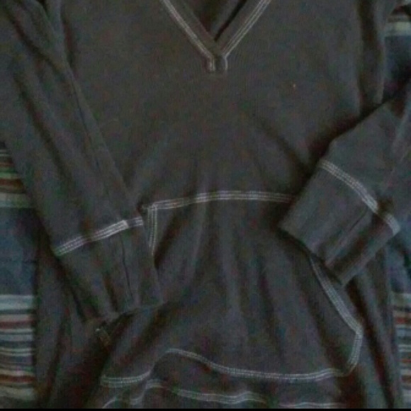 Small shirt - Picture 2 of 3