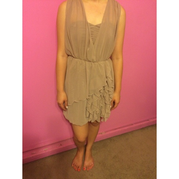 H&M Taupe Multi-Way Ruffle Dress - Picture 4 of 4