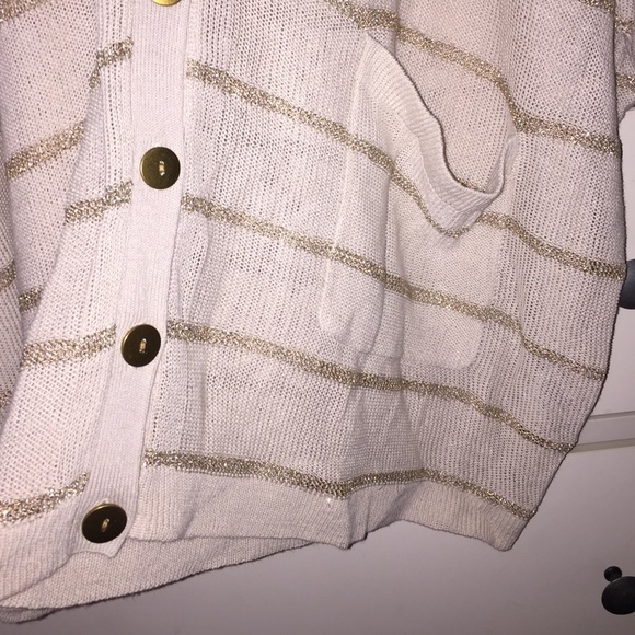 H&M Short Sleeve Drop Shoulder Cardigan - Picture 2 of 3