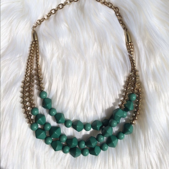 Jewelry - 🎉HP🎉 Statement Necklace