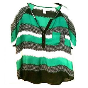 Striped pocket top