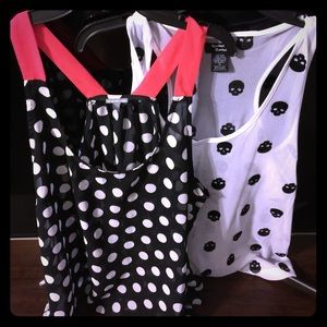 Bundle!! Both tops $15