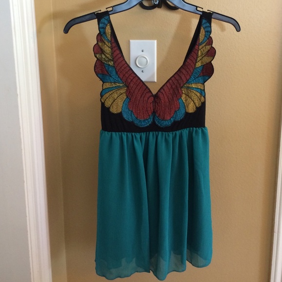 "Butterfly" Style Top