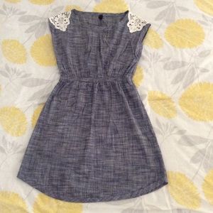Cute blue/grey dress with lace detail