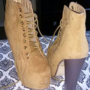 Boot Heels
