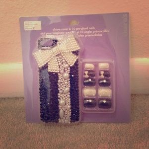 iPhone 5 Case w/Stick-on Matching Nails