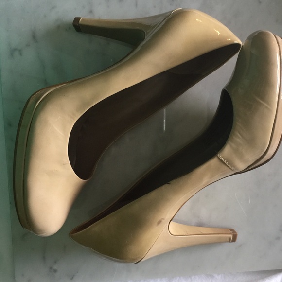 Franco Sarto nude patent platform heels
