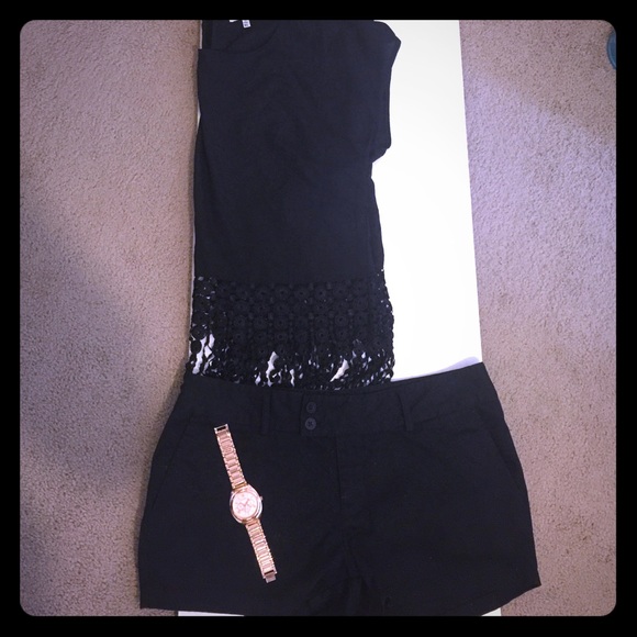 NWOT black North Face shorts