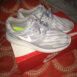 Nike Roshe Run 👟👟