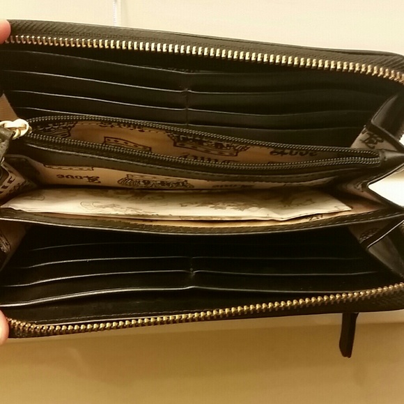 JUICY COUTURE BLACK WALLET - Picture 3 of 3