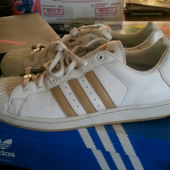 Shell toed adidas - Picture 4 of 4