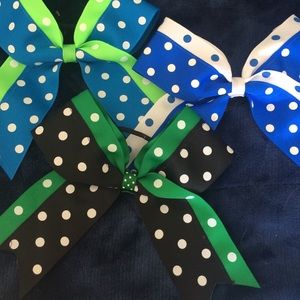 Polka dot bow bundle